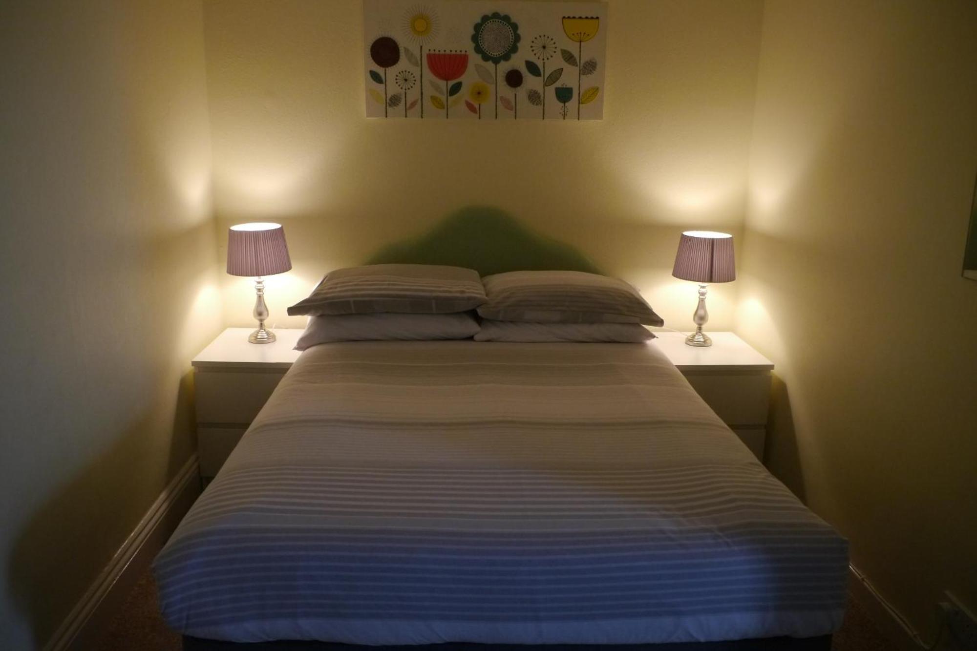 Broadshade Holiday Apartments ペイントン 部屋 写真